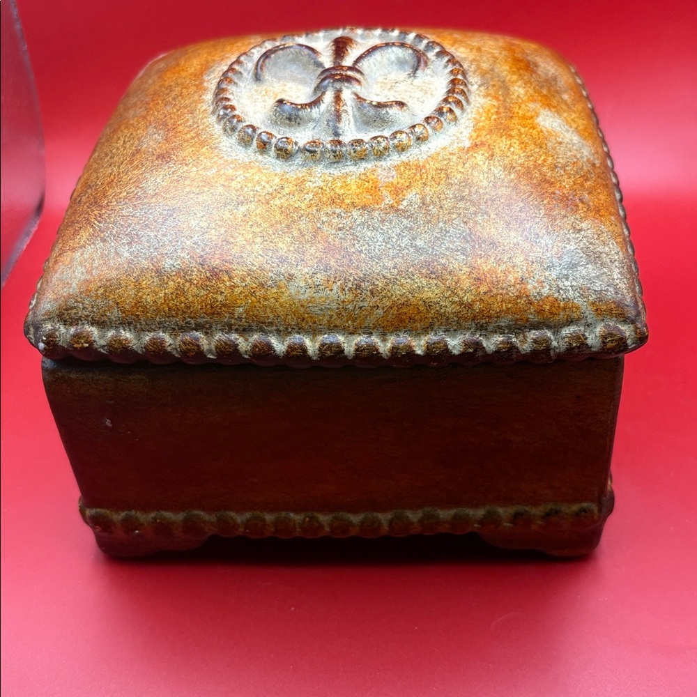 Decorative Fleur de Lis Ceramic Box